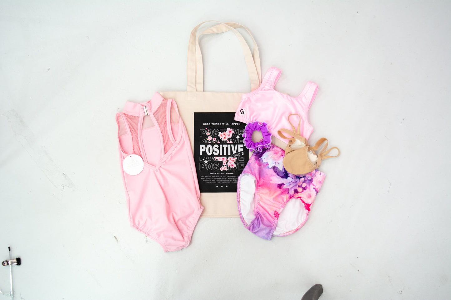 Chalk Active Tote Bags